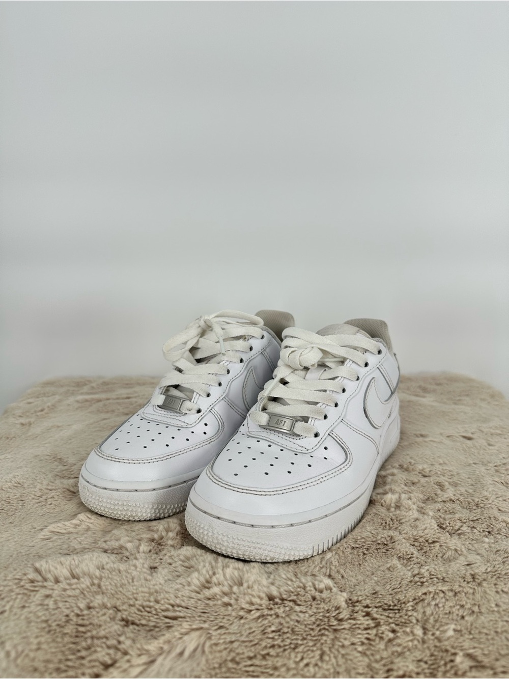 NIKE Air Force 1 "07 Low Rise Women Athletic White Shoe Sneakers Size 5 - Picture 3 of 14